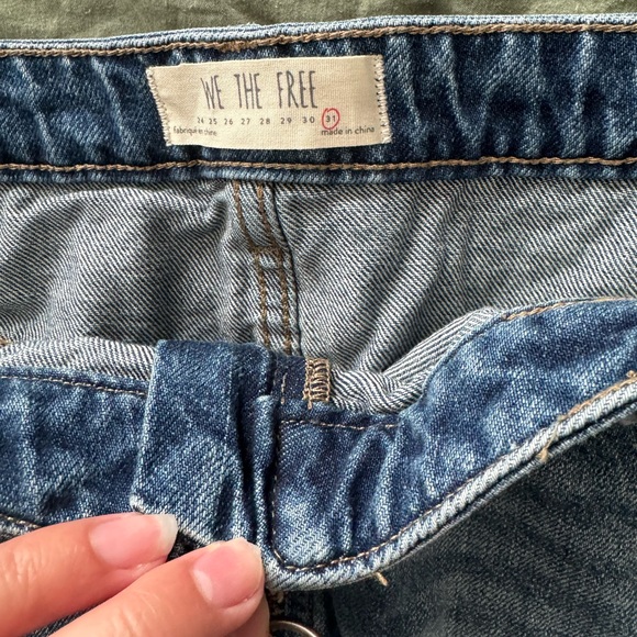 We The Free size 31 denim skirt with exposed zipper - Picture 5 of 6
